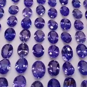 20 Carats Oval Rare Blue Tanzanite Deal for Jewelry Designers