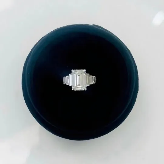 3/4 Carat Emerald Cut Diamond - H VS1 - 0.74ct - 211864