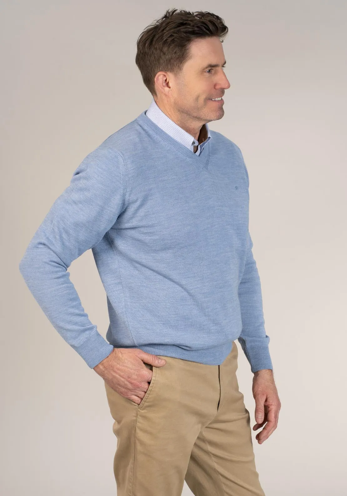 50/50 Fine Merino Wool & Acrylic V-Neck Knit - Baby Blue