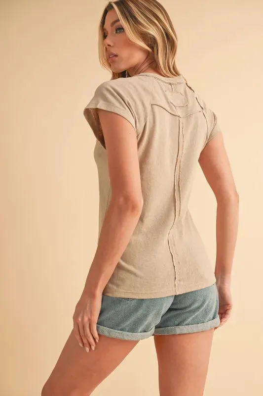 Aemi Co Round Neck Short Sleeve T-Shirt