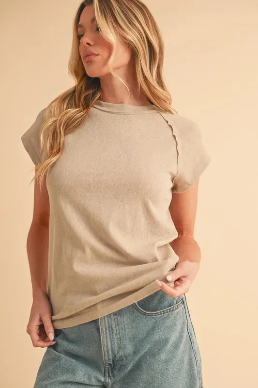 Aemi Co Round Neck Short Sleeve T-Shirt