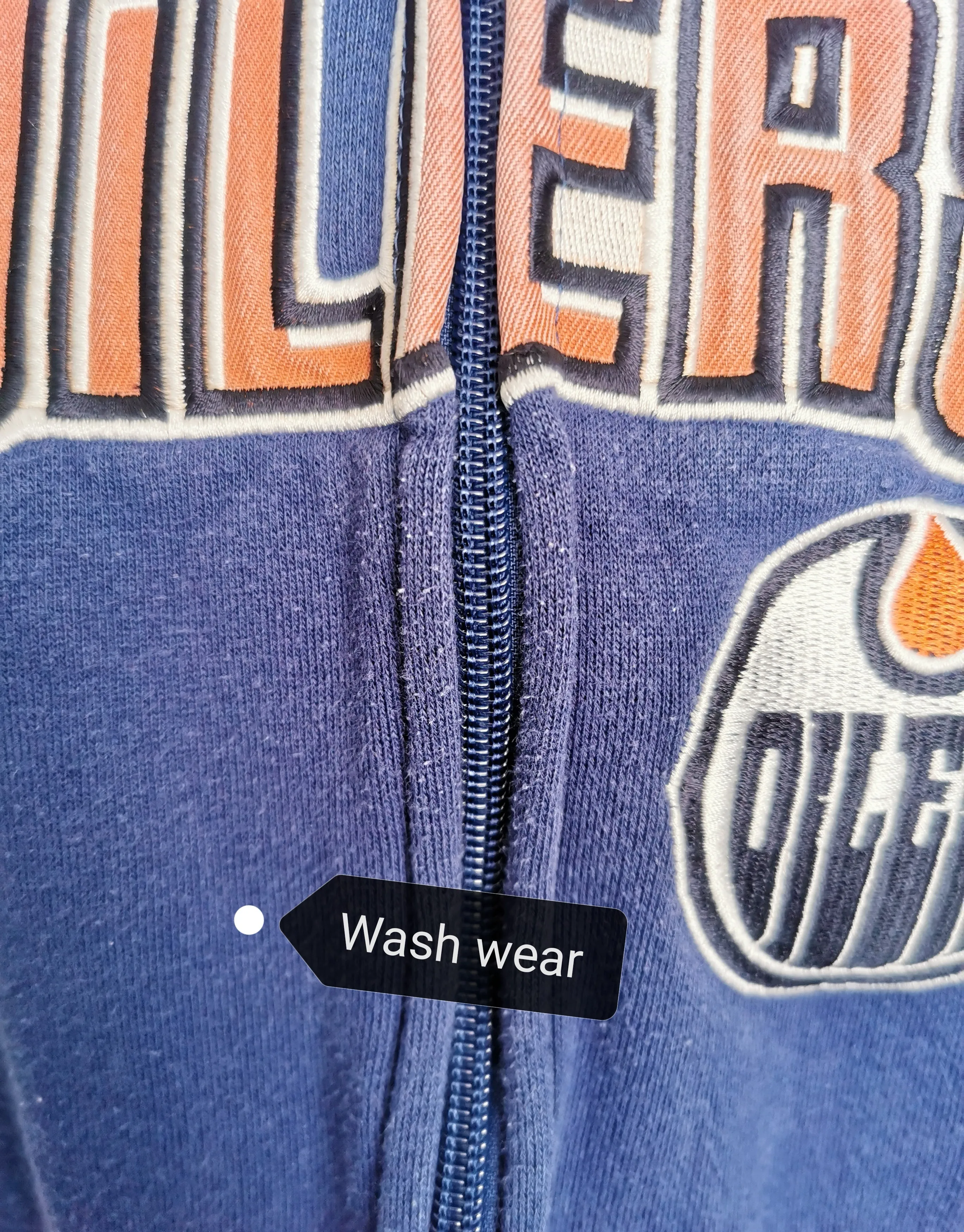 BOY SIZE MEDIUM (10/12 YEARS) - REEBOK Edmonton Oilers Zip Hoodie VGUC B3
