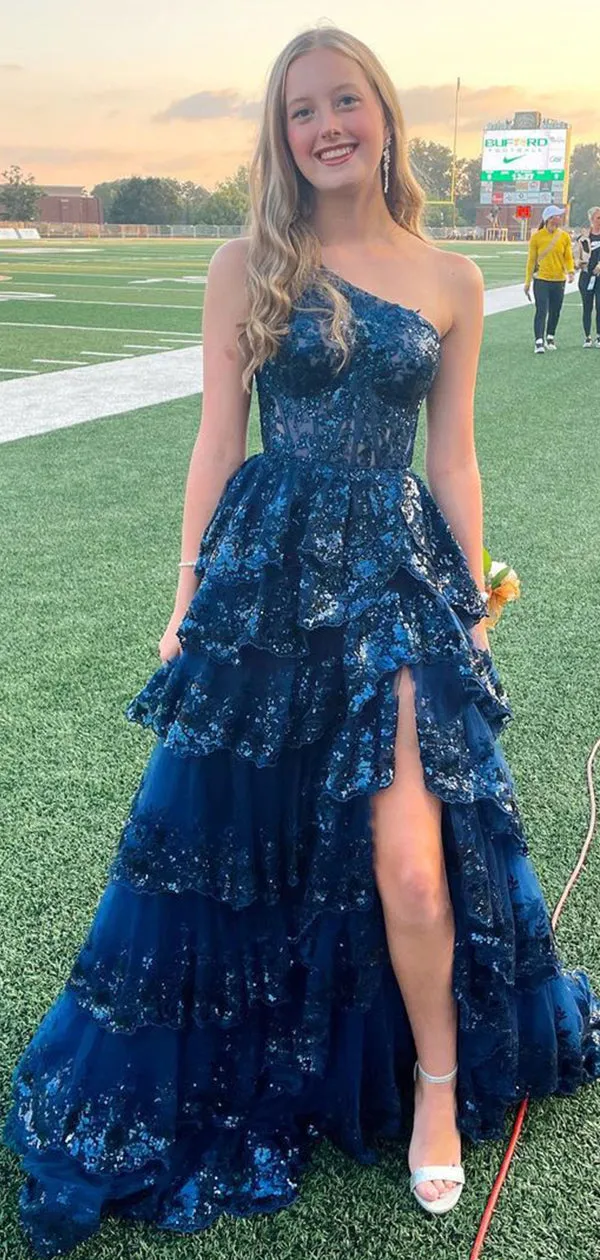 Charming Sexy Formal Gown A-line One Shoulder Appliques Lace Evening Gown Prom Dresses with Side Slit,WGP588
