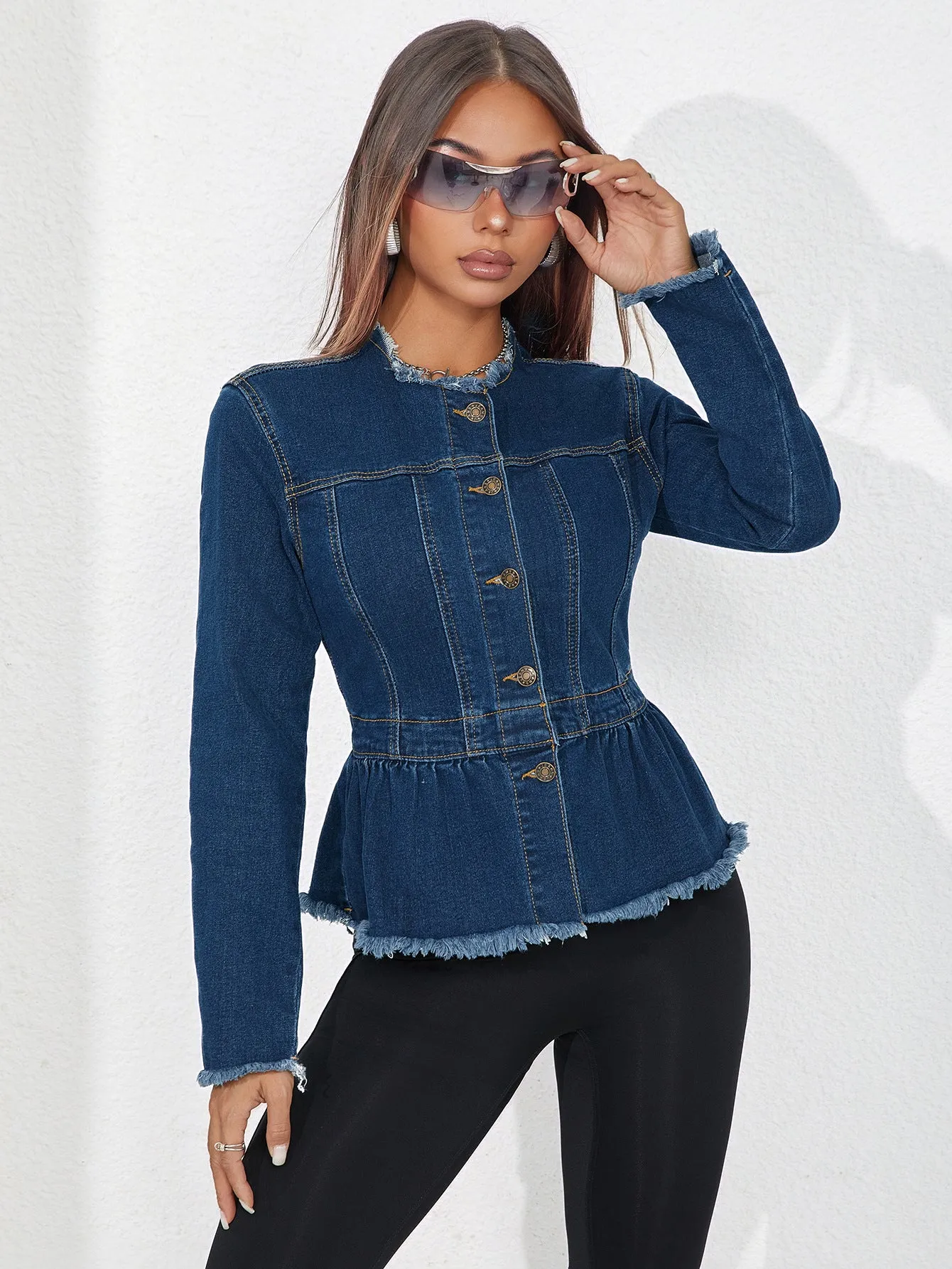Chic Frayed Hem Slim-Fit Denim Short Jacket