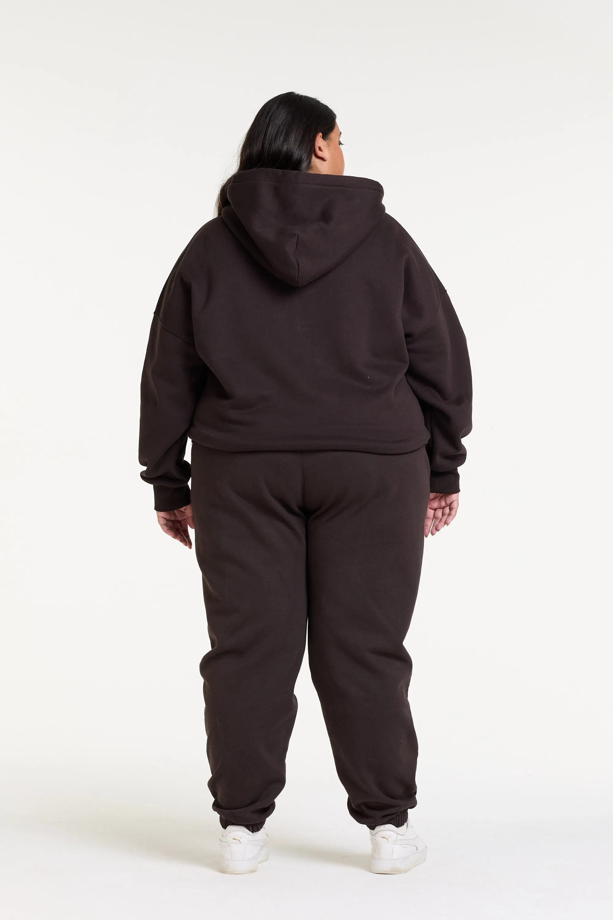 ESSENTIAL TRACKPANT COCOA