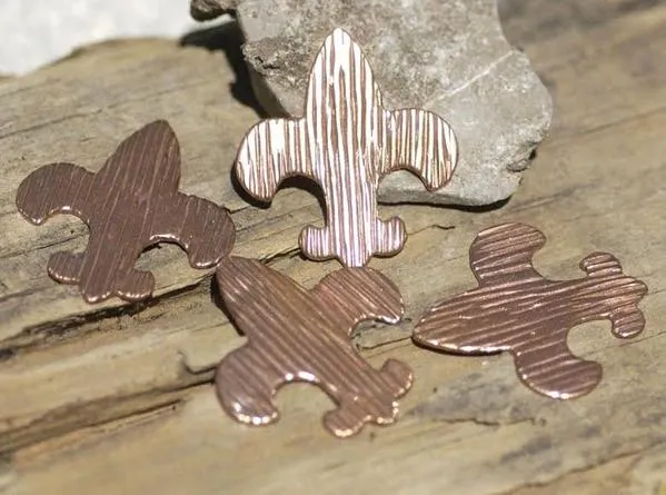 Fleur De Lis Charm 30mm x 27mm in Textured Patterns