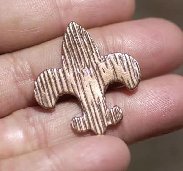 Fleur De Lis Charm 30mm x 27mm in Textured Patterns