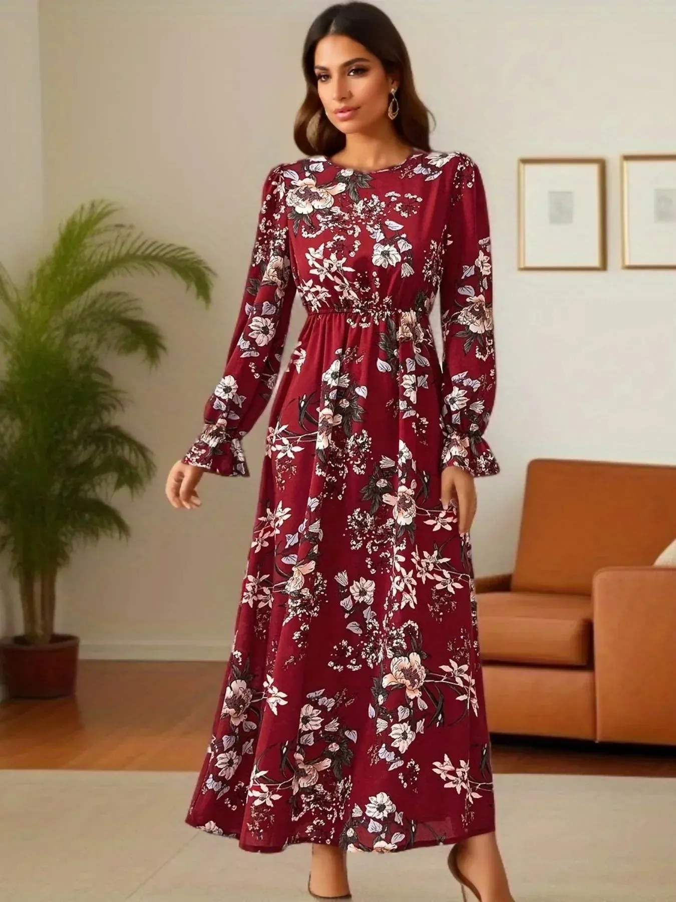 Larisa® | Classic and fashionable   dress