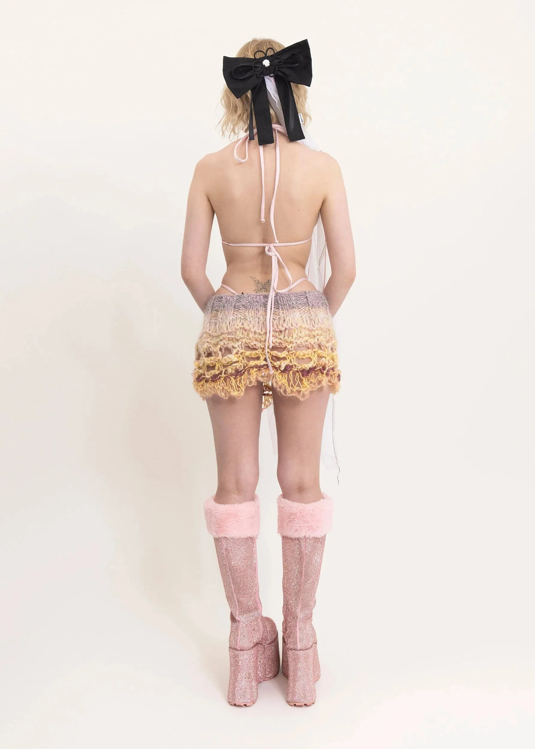 Mixed fibre knit micro mini skirt