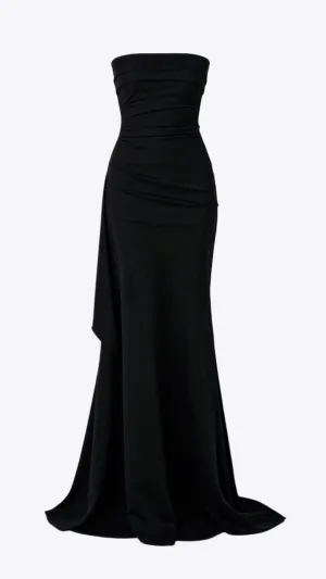 Moira - Timeless Classic Woman's Black Dress