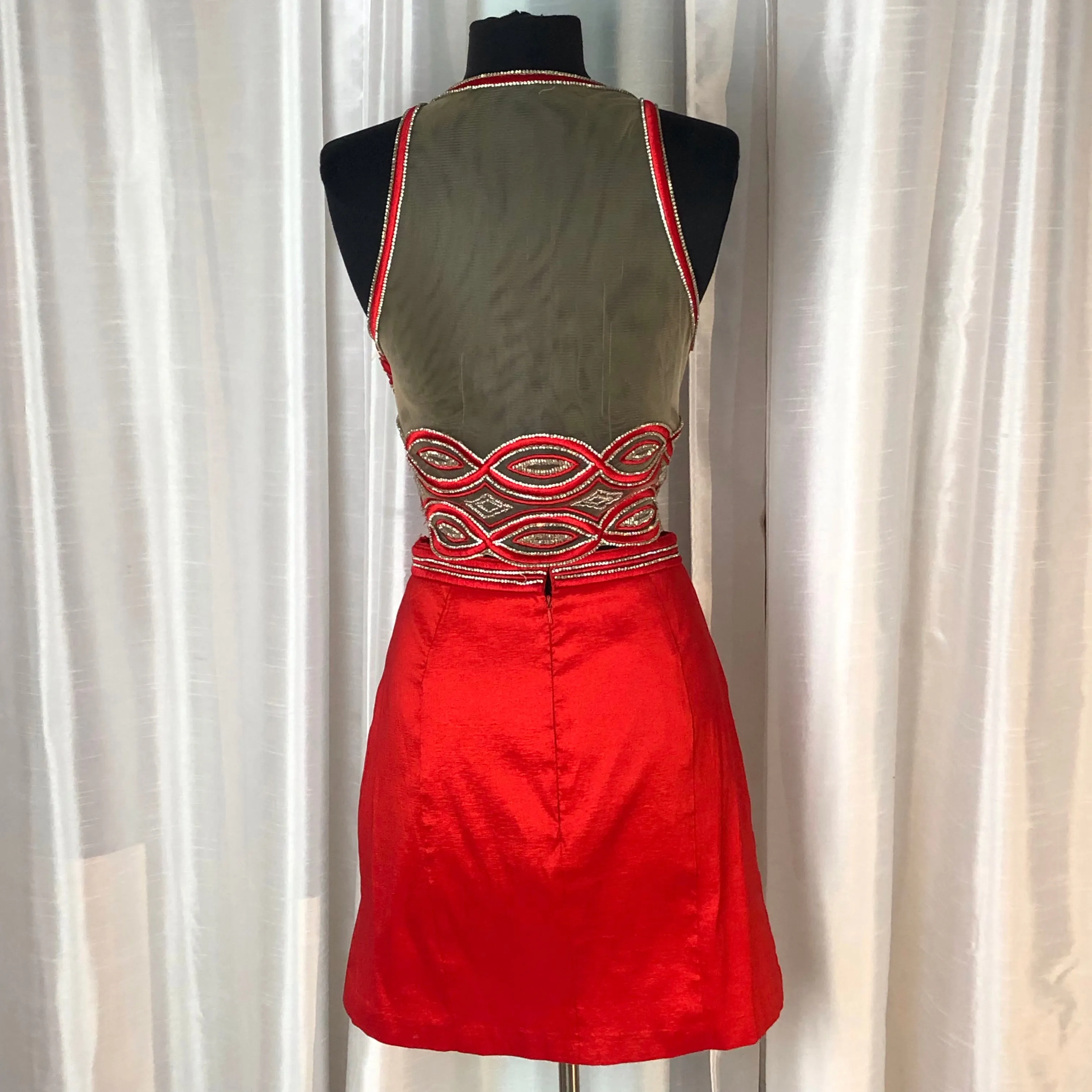 MORI LEE  Red Short Two Piece Size 6