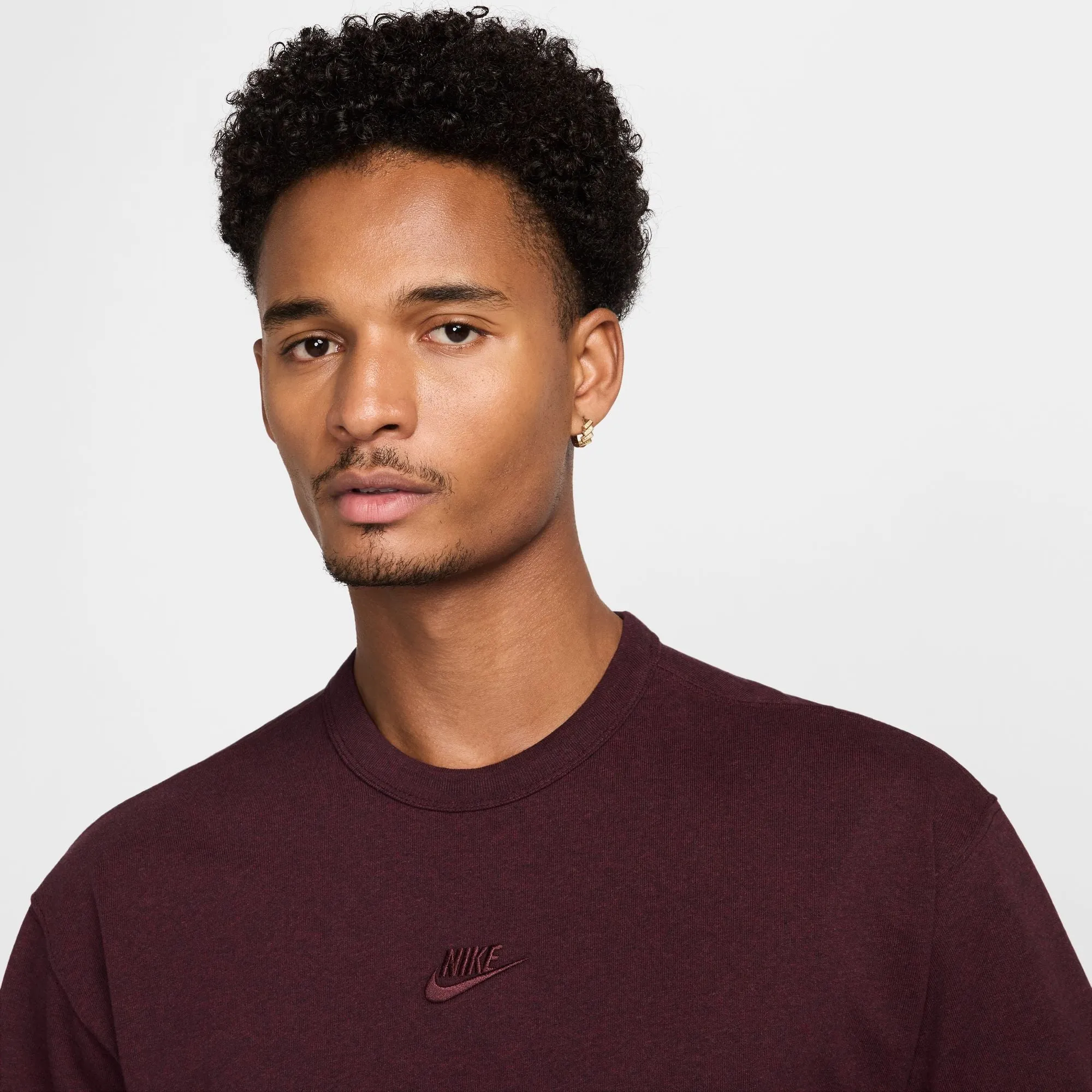 Nike Sportswear Premium Essentials Tee Burgundy Crush