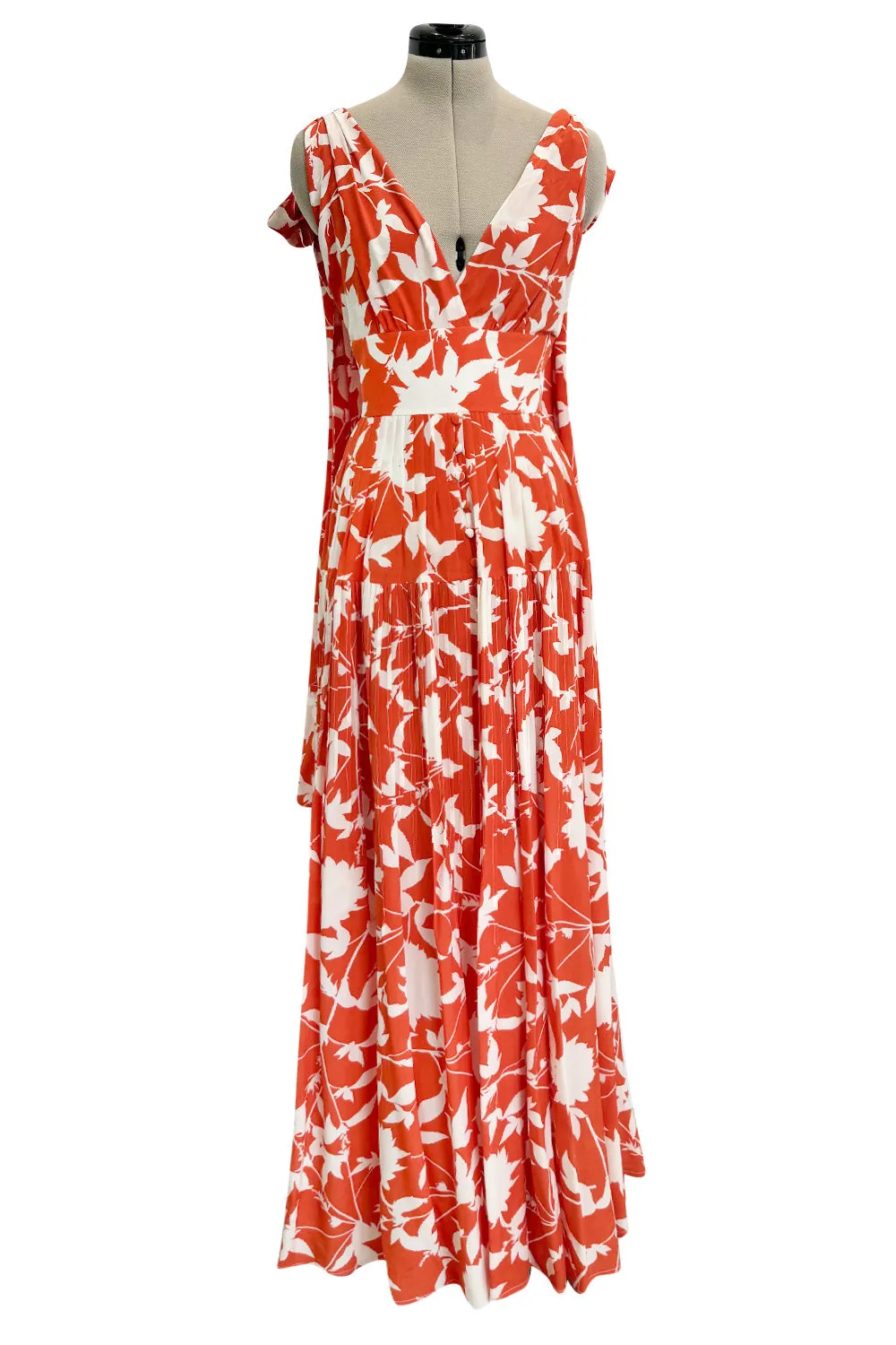Prettiest Spring 2020 Oscar de la Renta by Laura Kim & Fernando Garcia Silk Print Halter Dress