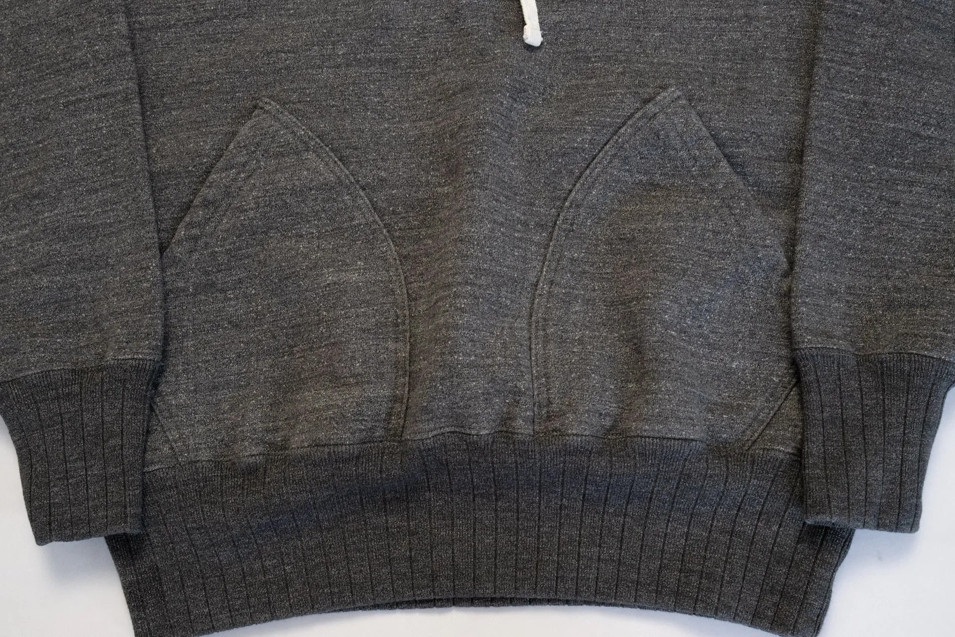 Studio D'Artisan 12oz 'Suvin Gold' Loopwheeled Pull Over (Heather Ink)