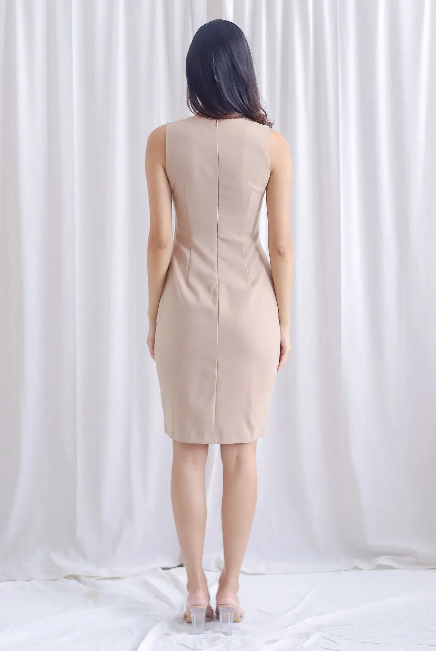 TDC Montrel Classic Work Dress In Wheat