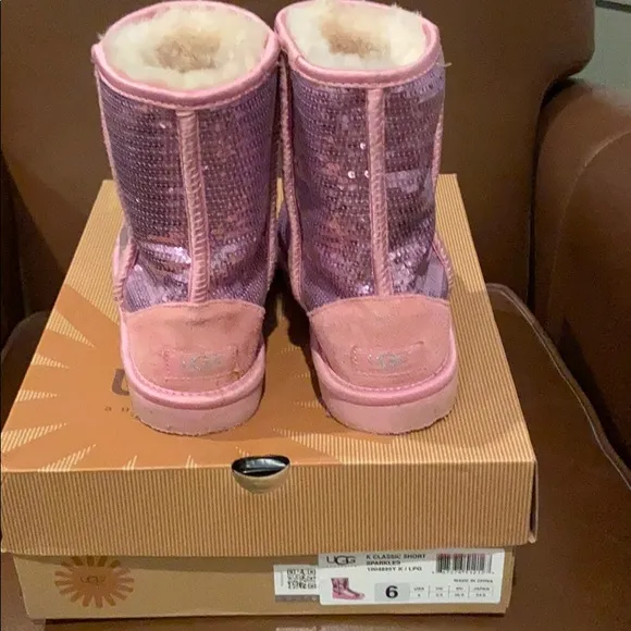 UGGS! Cotton Candy Sparkle Dream!