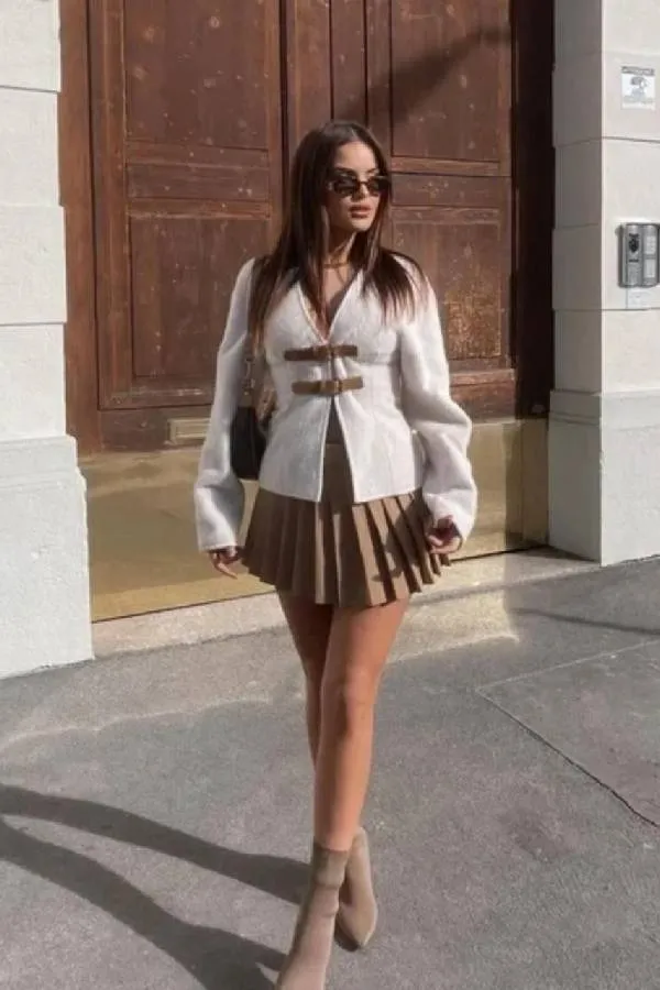Women's White and Tan Cardigan